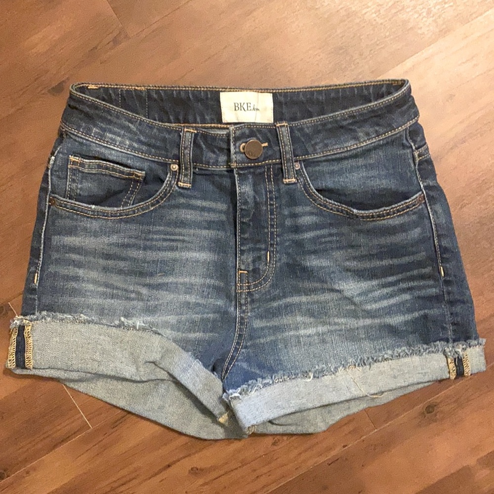 BKE highrise jean shorts 26” NWOT